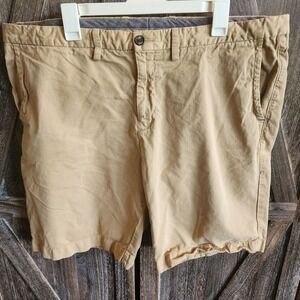 Tommy Bahama Shorts Men's Size 42 Tan Chino Casual Summer Comfort Flat Front